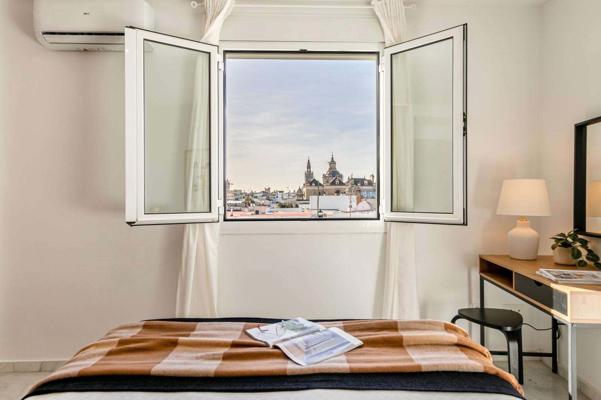 Las Setas, en el corazón de Sevilla y con vistas a La Giralda Exterior foto